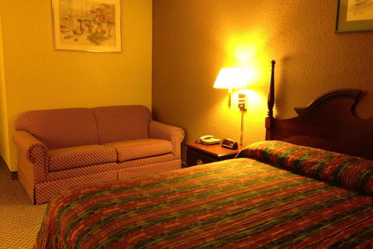 Americas Best Value Inn Macomb Εξωτερικό φωτογραφία