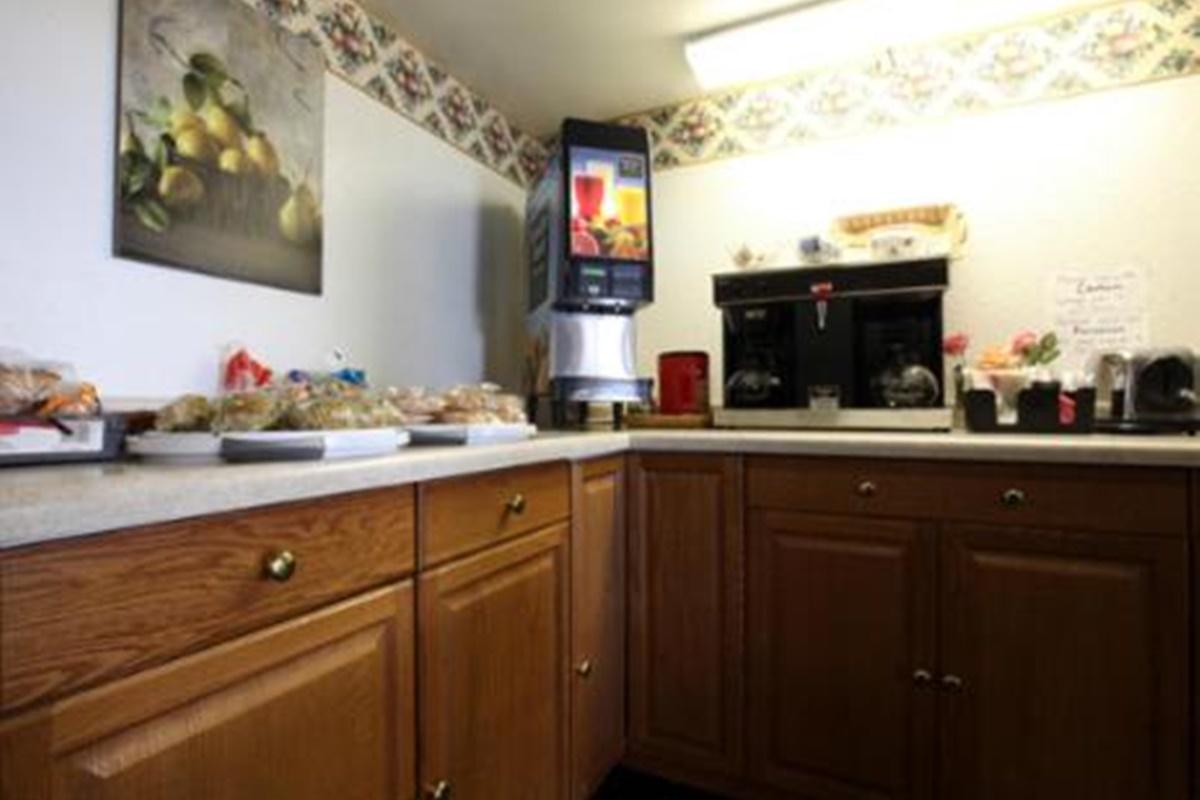 Americas Best Value Inn Macomb Εξωτερικό φωτογραφία