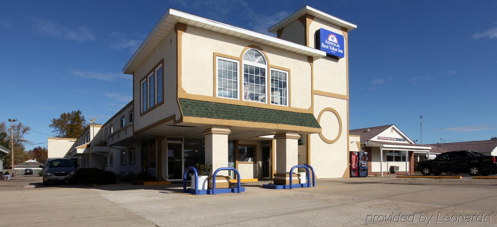 Americas Best Value Inn Macomb Εξωτερικό φωτογραφία